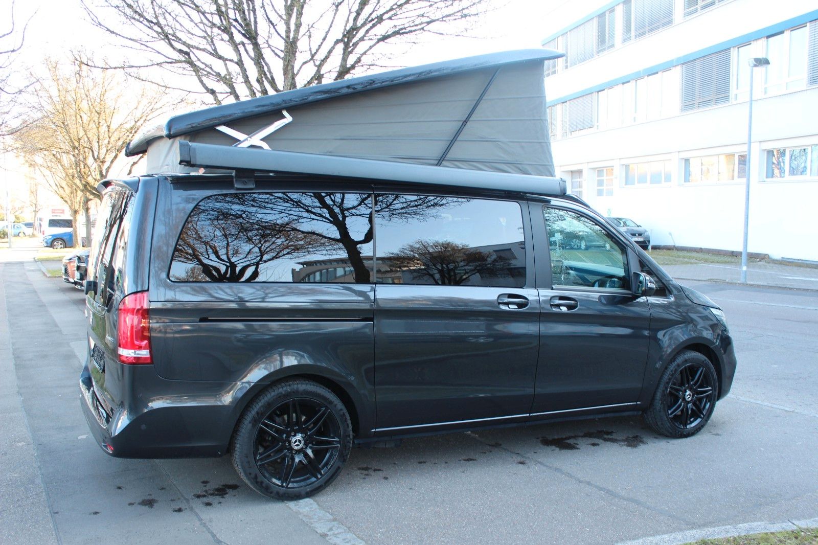 Mercedes-Benz V 300 Marco Polo 4-Matic AMG