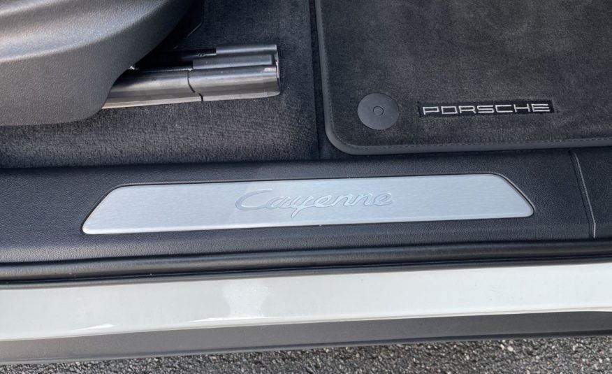Porsche Cayenne Coupé E-Hybrid 462 ch