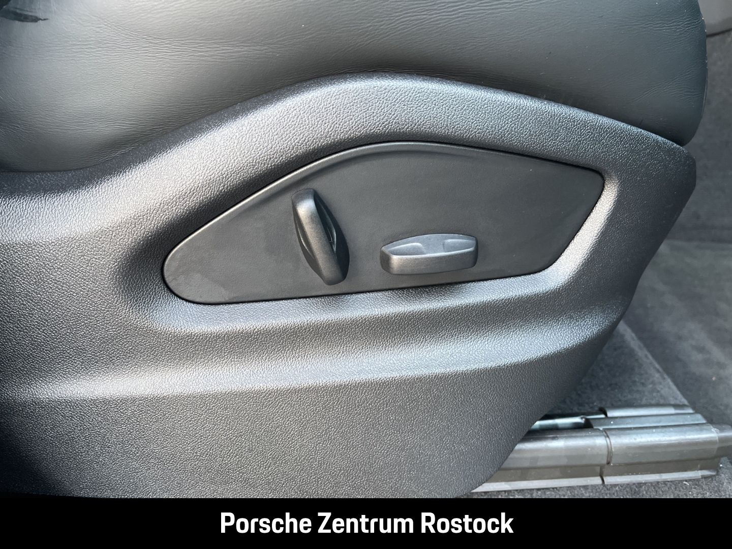 Porsche Cayenne Coupé E-Hybrid 462 ch