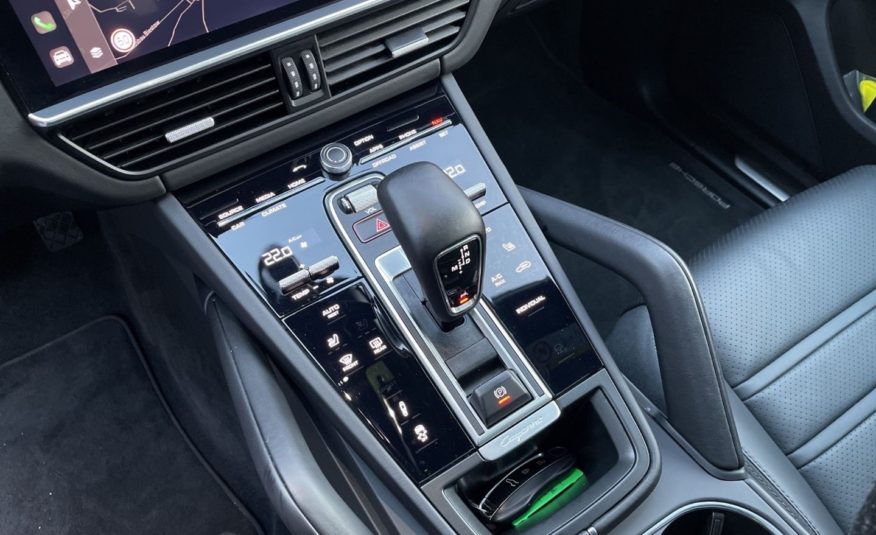 Porsche Cayenne Coupé E-Hybrid 462 ch