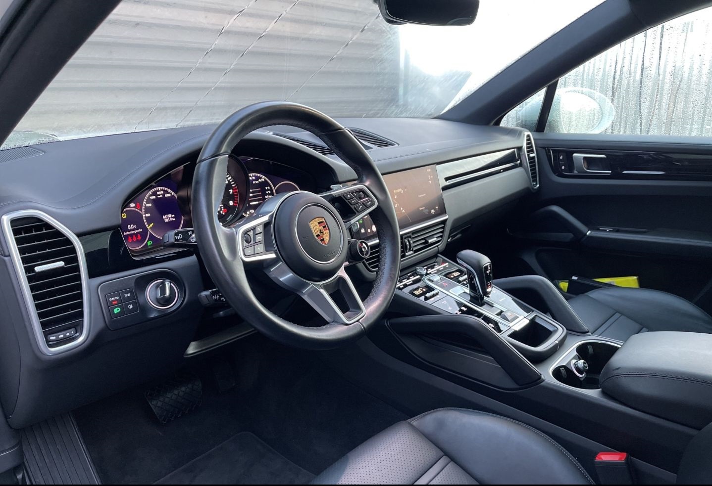 Porsche Cayenne Coupé E-Hybrid 462 ch
