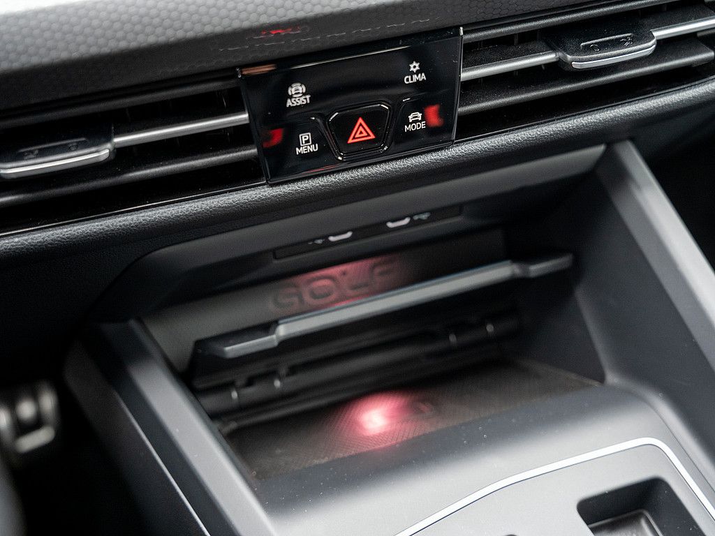 Volkswagen Golf VIII GTE 245 ch