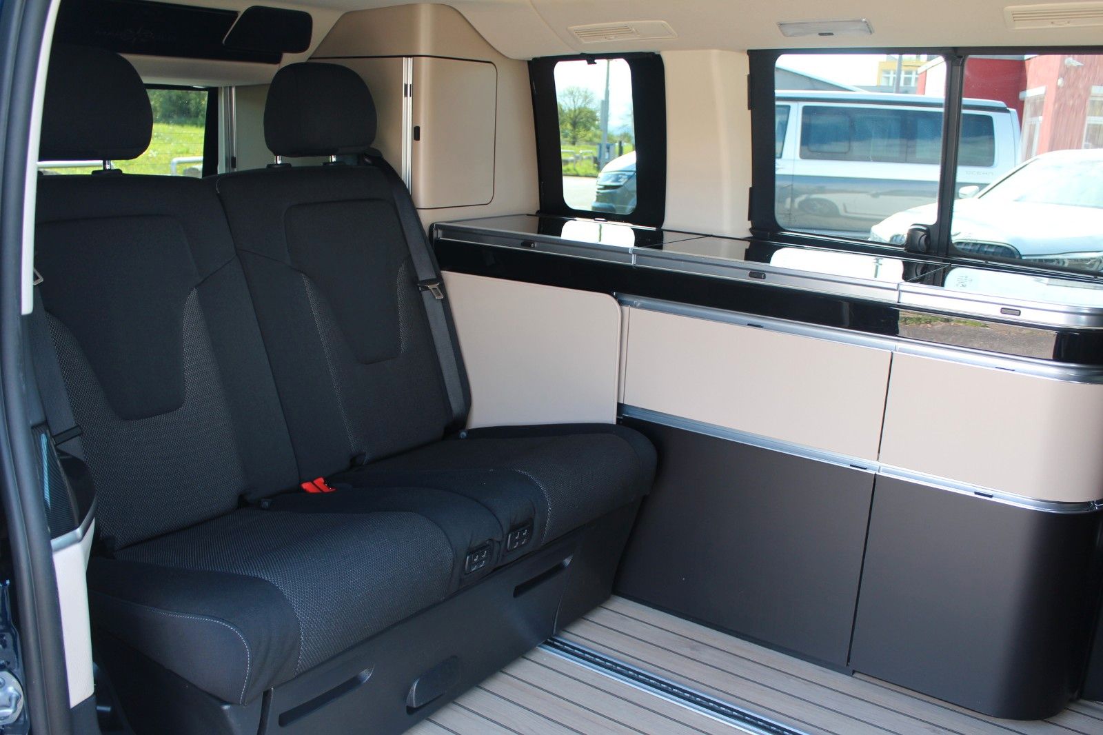 Mercedes-Benz V250 Marco Polo Edition