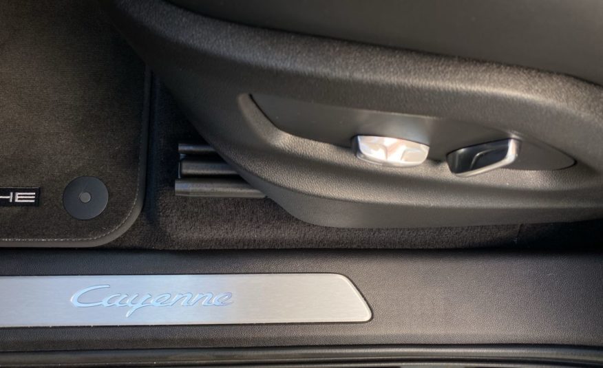 Porsche Cayenne Coupé E-Hybrid 462 ch