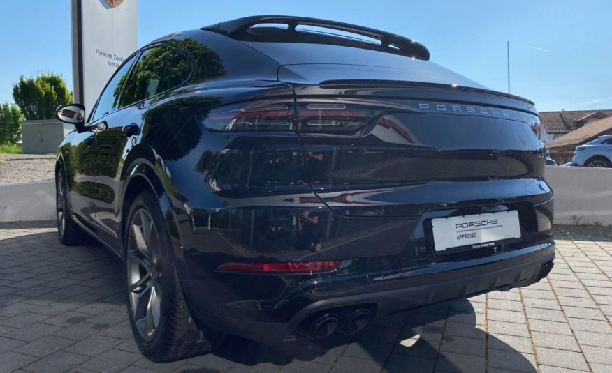 Porsche Cayenne Coupé E-Hybrid 462 ch