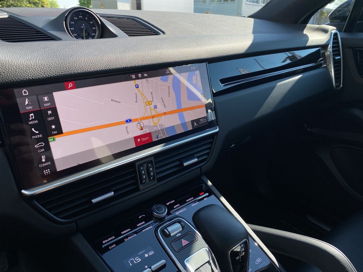 Porsche Cayenne Coupé E-Hybrid 462 ch