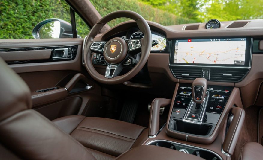 Porsche Cayenne Coupé Turbo S Hybride 680 ch
