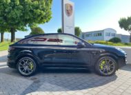 Porsche Cayenne Coupé E-Hybrid 462 ch
