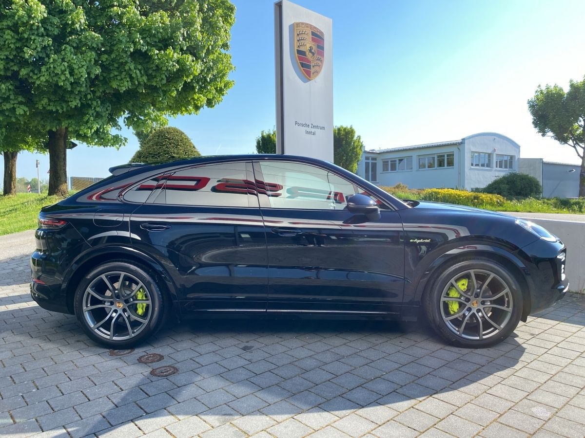 Porsche Cayenne Coupé E-Hybrid 462 ch