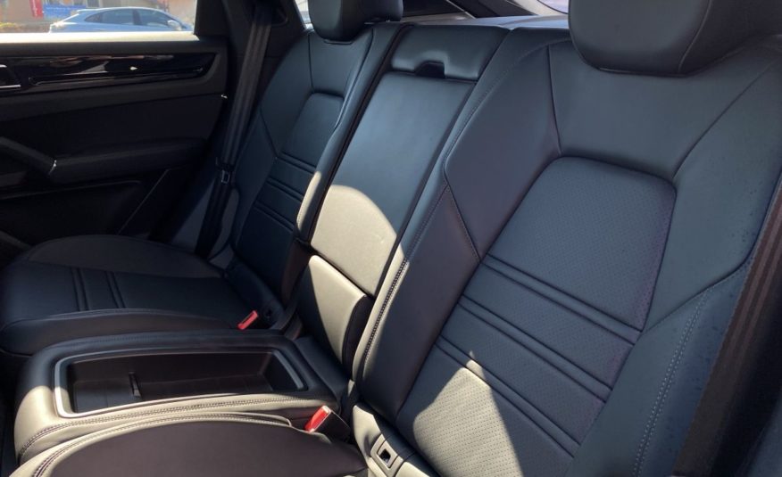 Porsche Cayenne Coupé E-Hybrid 462 ch