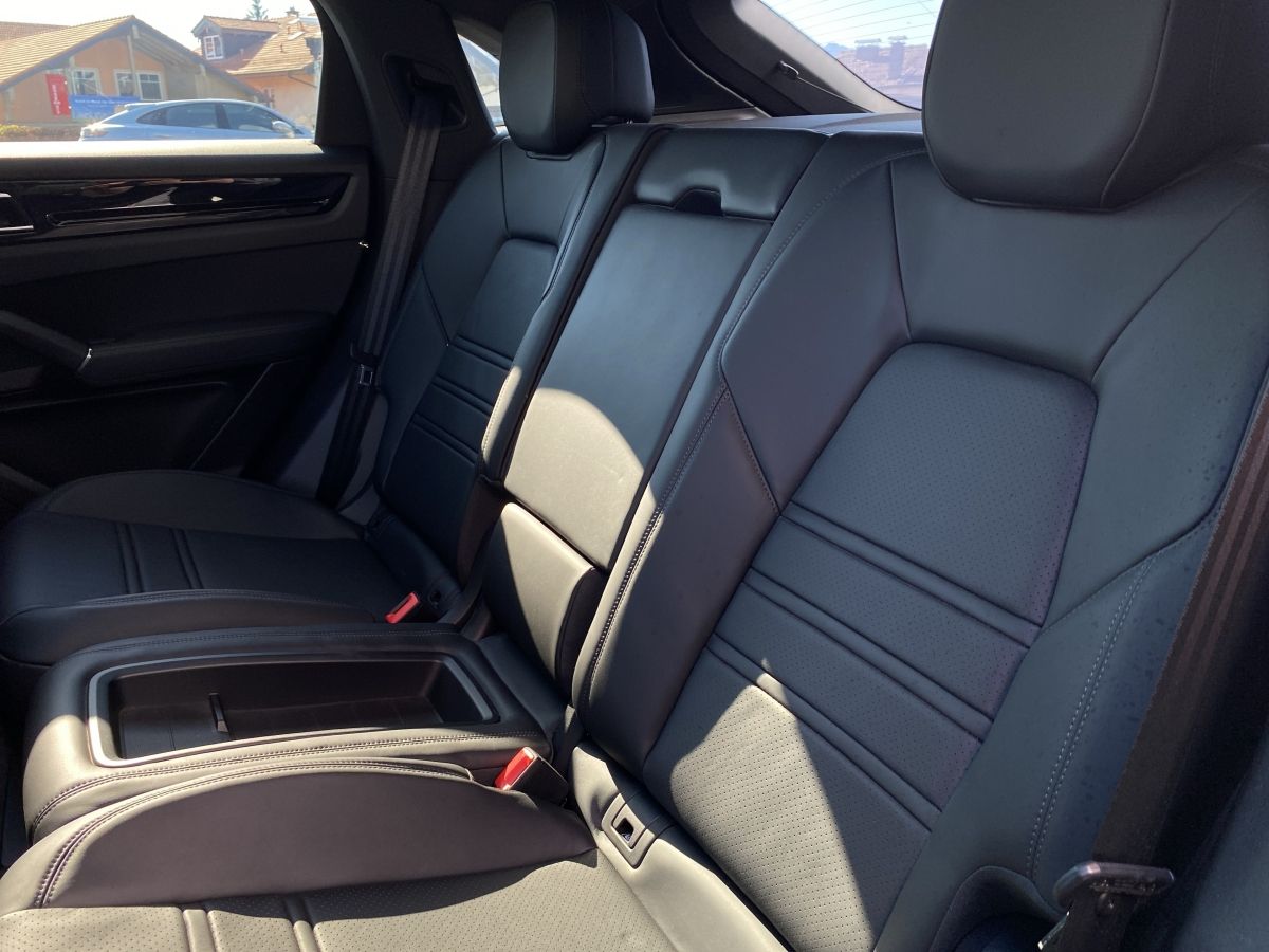 Porsche Cayenne Coupé E-Hybrid 462 ch