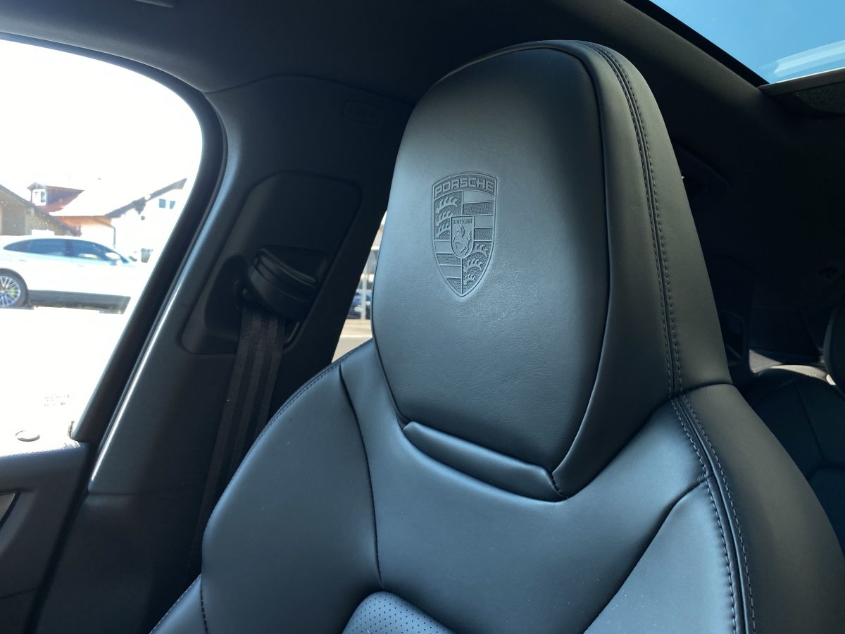 Porsche Cayenne Coupé E-Hybrid 462 ch