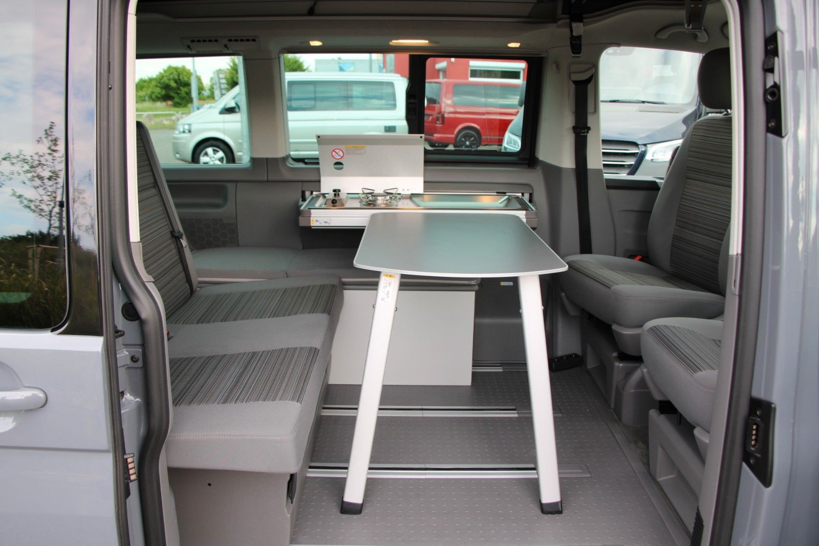 Volkswagen T6.1 California Beach Camper Edition