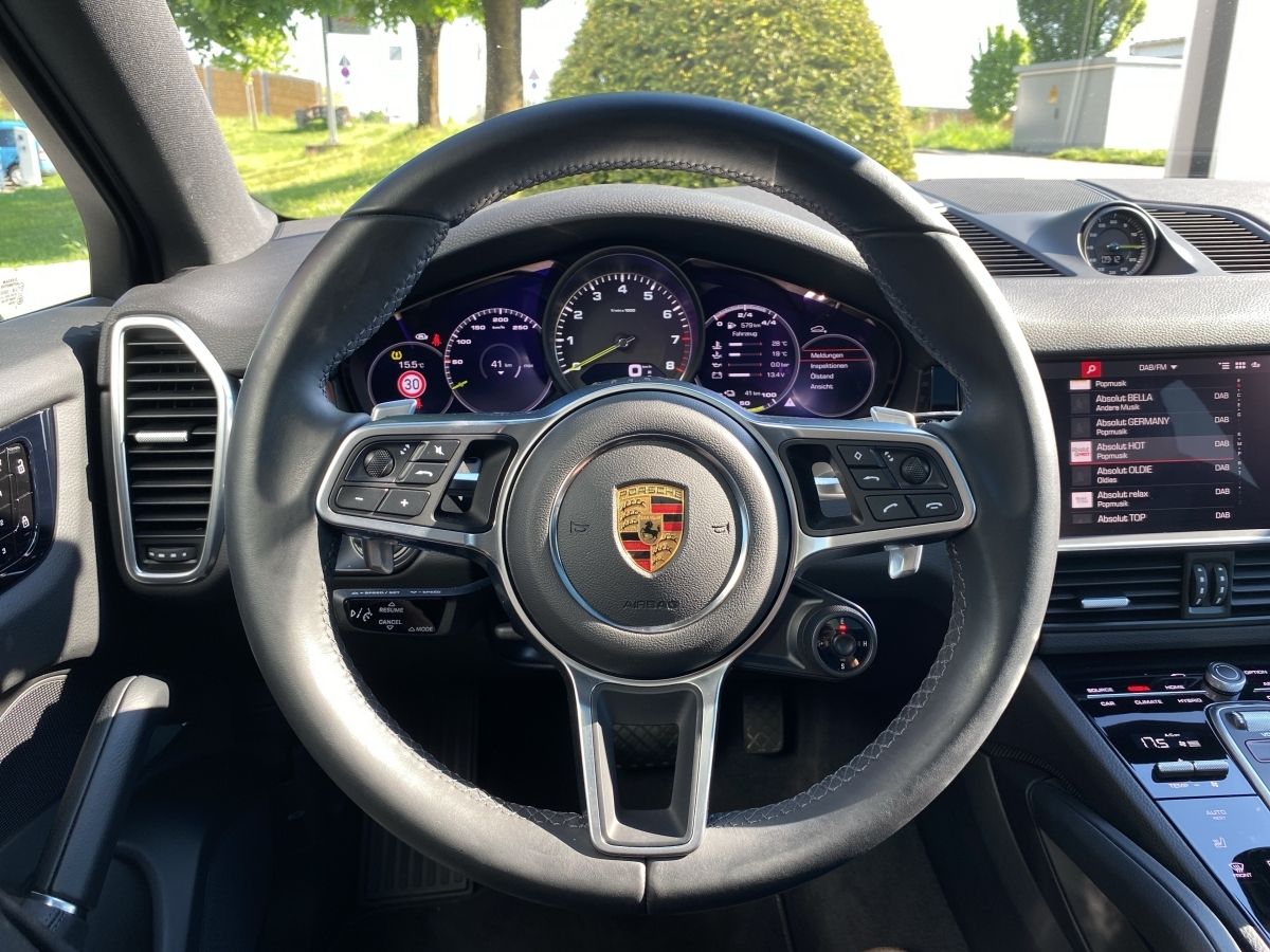 Porsche Cayenne Coupé E-Hybrid 462 ch