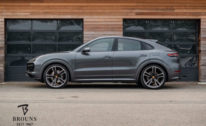 Porsche Cayenne Coupé Turbo S Hybride 680 ch