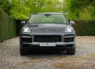 Porsche Cayenne Coupé Turbo S Hybride 680 ch