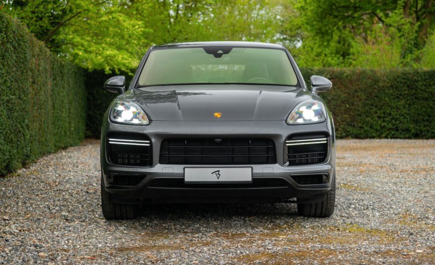Porsche Cayenne Coupé Turbo S Hybride 680 ch
