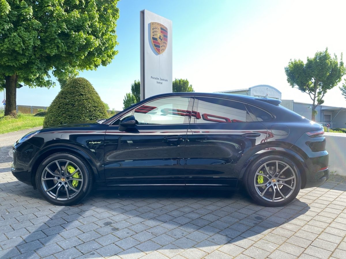 Porsche Cayenne Coupé E-Hybrid 462 ch