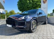 Porsche Cayenne Coupé E-Hybrid 462 ch