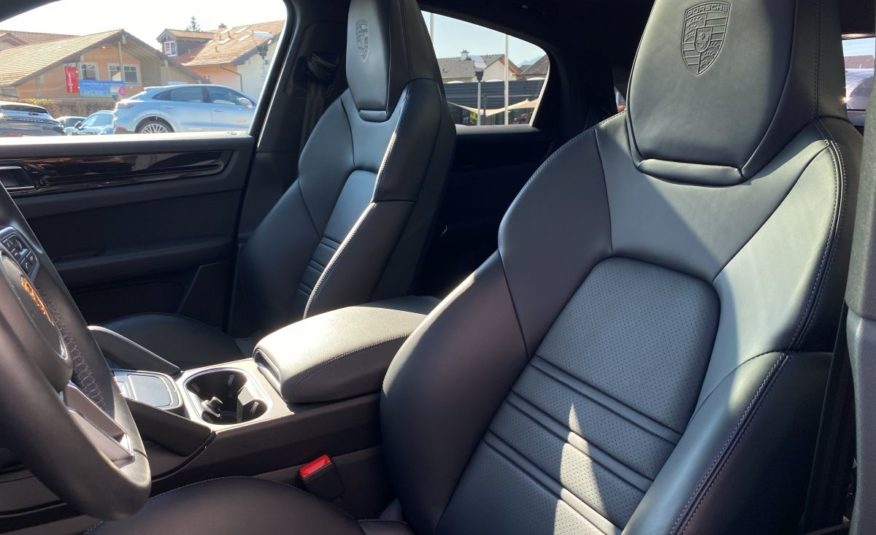 Porsche Cayenne Coupé E-Hybrid 462 ch