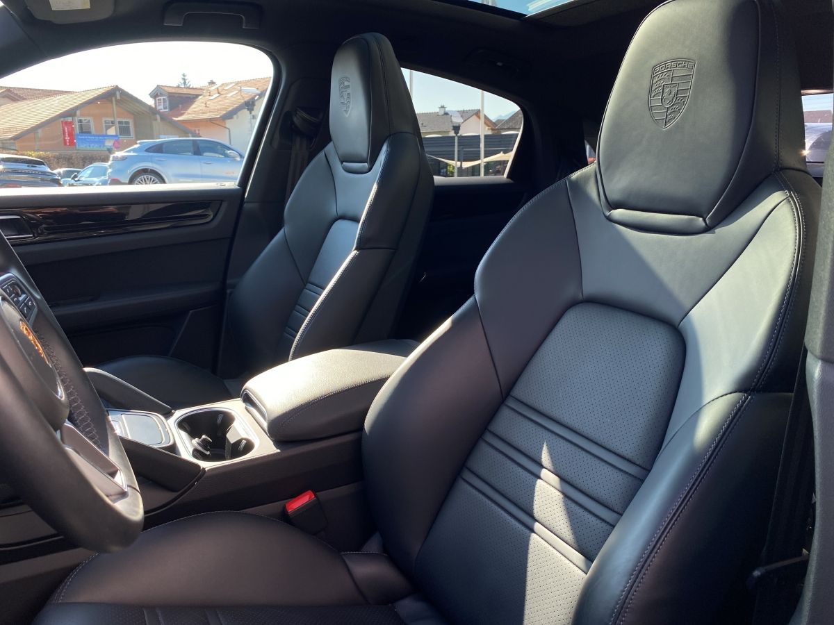 Porsche Cayenne Coupé E-Hybrid 462 ch