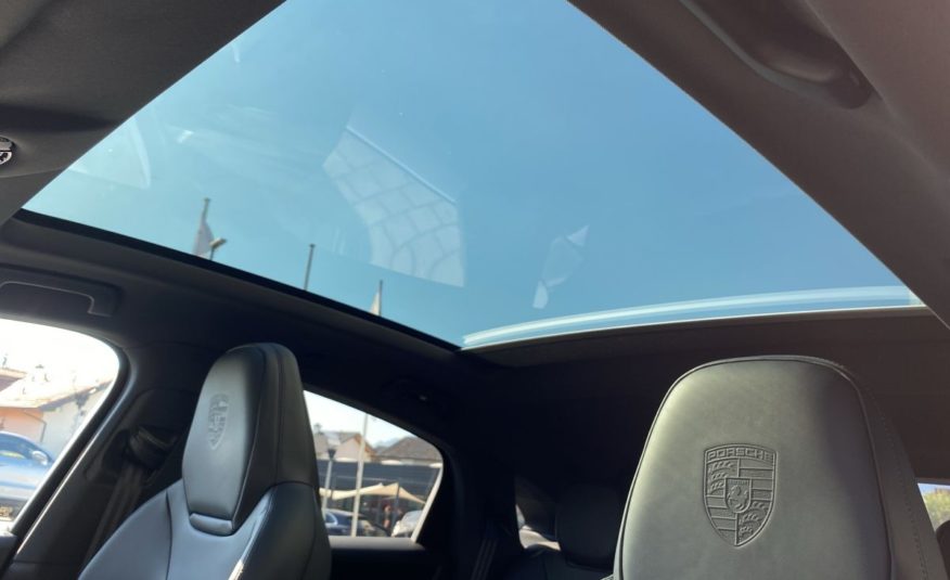 Porsche Cayenne Coupé E-Hybrid 462 ch