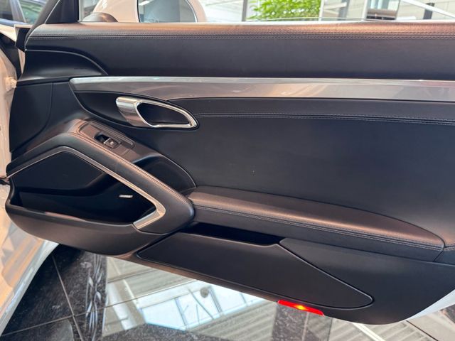 Porsche 991 Carrera S Cabriolet Chrono Sport