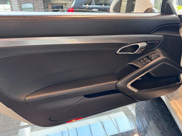 Porsche 991 Carrera S Cabriolet Chrono Sport