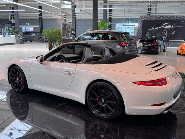 Porsche 991 Carrera S Cabriolet Chrono Sport