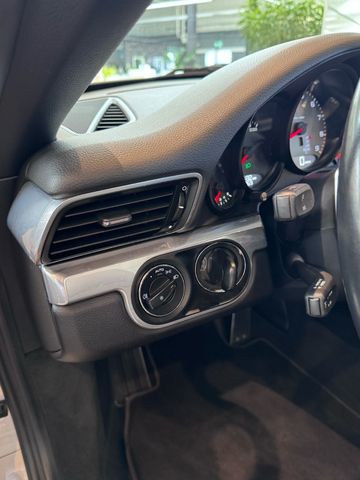 Porsche 991 Carrera S Cabriolet Chrono Sport