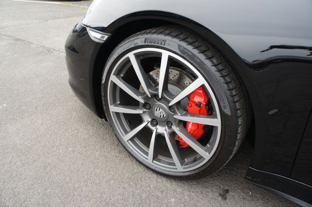 Porsche 991 Carrera 4S 6 cylindres 3,8 l 400CH