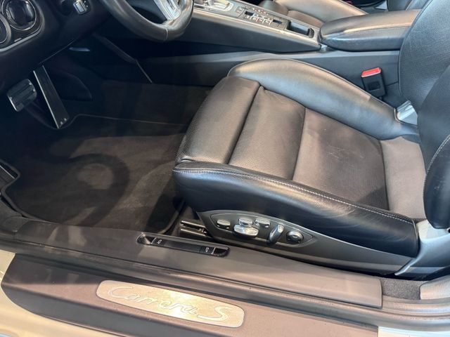 Porsche 991 Carrera S Cabriolet Chrono Sport