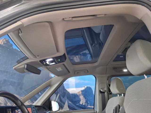 Volkswagen T7 Multivan Life Hybrid NAVI MATRIX