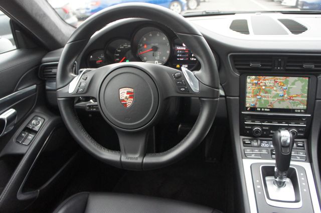 Porsche 991 Carrera 4S 6 cylindres 3,8 l 400CH