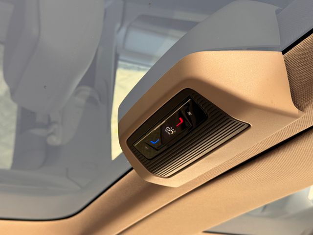Volkswagen T7 Multivan Hybride 218 ch