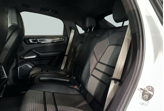 Porsche Cayenne Turbo S E-Hybrid Coupé