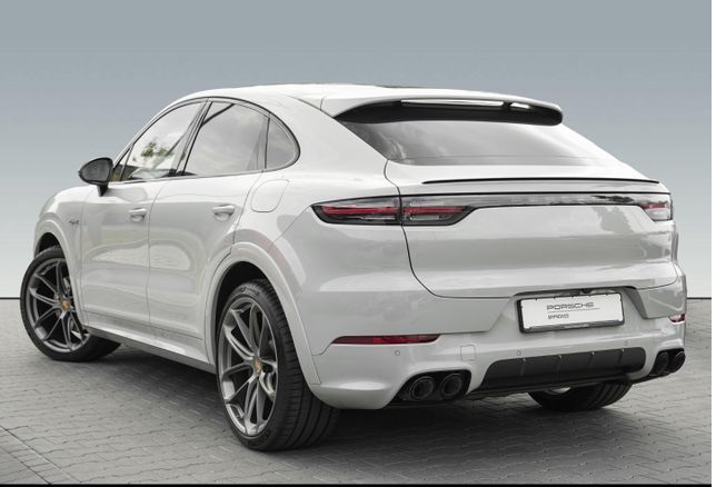Porsche Cayenne Coupé E-Hybrid 462 ch