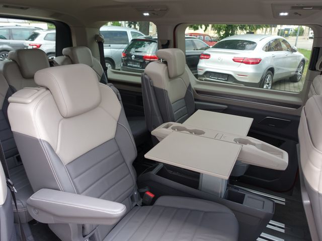 Volkswagen T7 Multivan Hybride Style