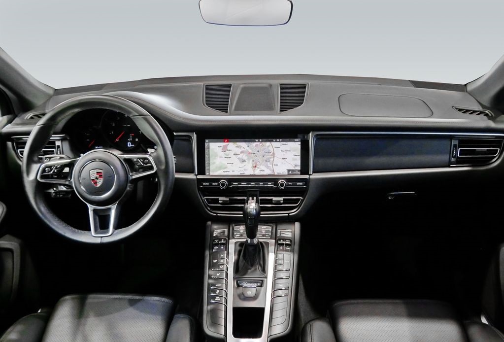 Porsche Macan 245 ch toit pano