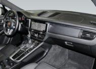 Porsche Macan 245 ch toit pano