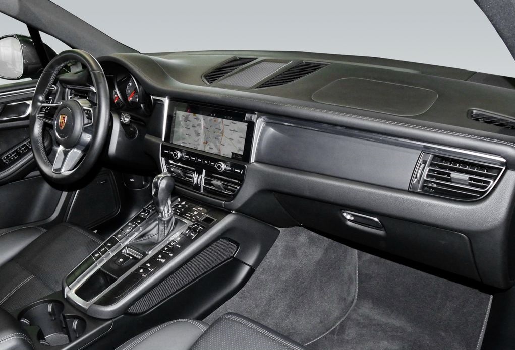 Porsche Macan 245 ch toit pano