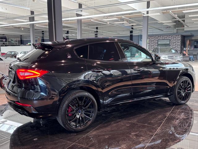 Maserati Levante S Q4 V6 430 ch