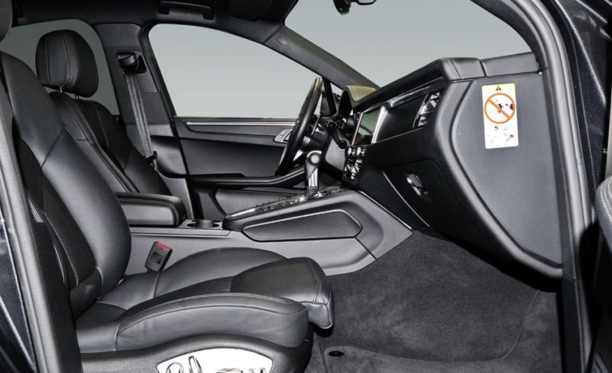 Porsche Macan 245 ch toit pano