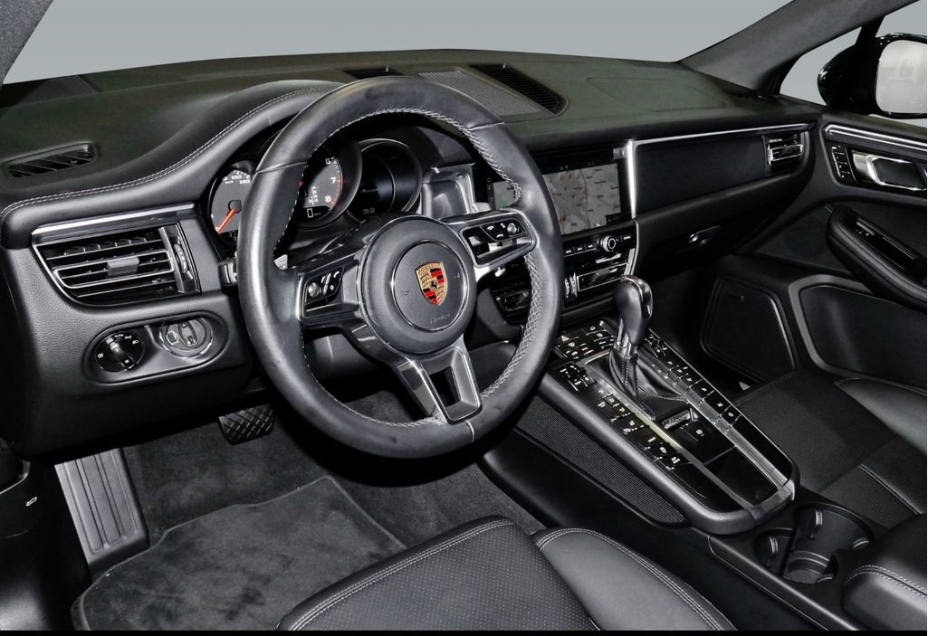 Porsche Macan 245 ch toit pano
