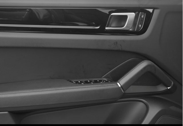 Porsche Cayenne E-Hybrid Coupe 462 ch