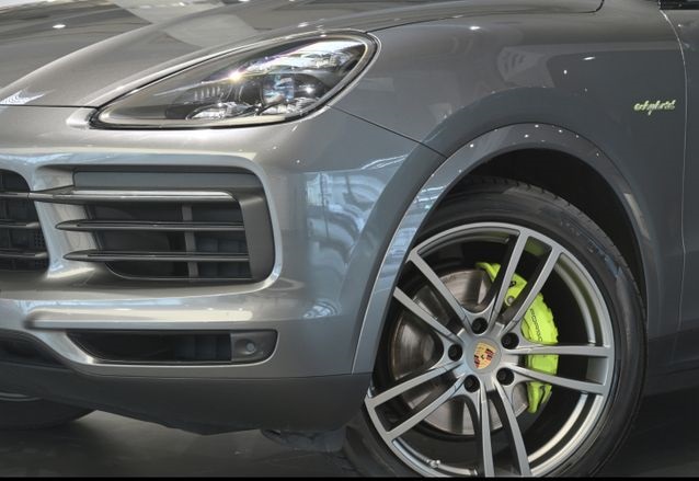 Porsche Cayenne E-Hybrid Coupe 462 ch
