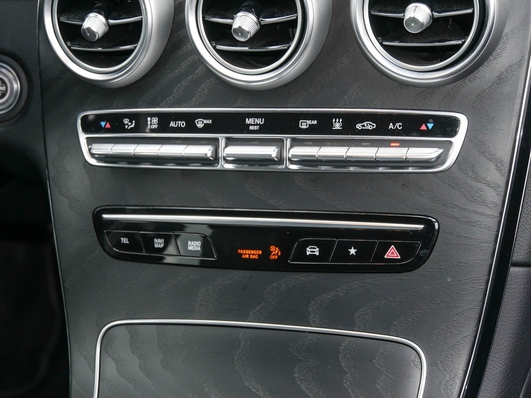 Mercedes-Benz GLC 300 e 4MATIC Coupé |AMG|