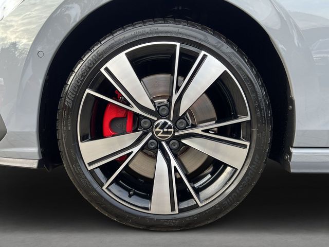 Volkswagen Golf GTE 1.4 eHybrid DSG