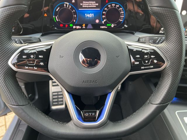 Volkswagen Golf GTE 1.4 eHybrid DSG