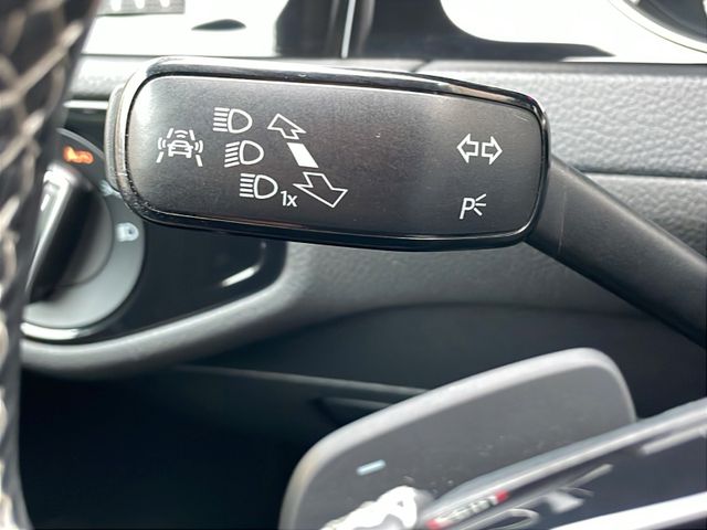 Volkswagen Golf VII R 4Motion DSG ACC